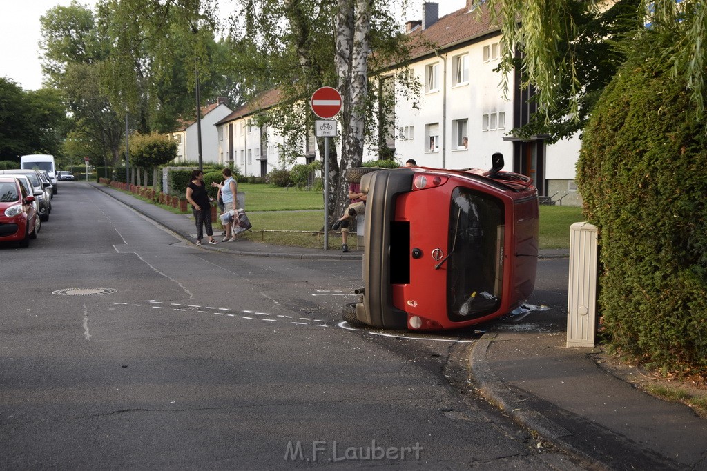 VU Koeln Porz Gremberghoven Auf dem Streitacker Breidenbachstr P12.JPG - Miklos Laubert